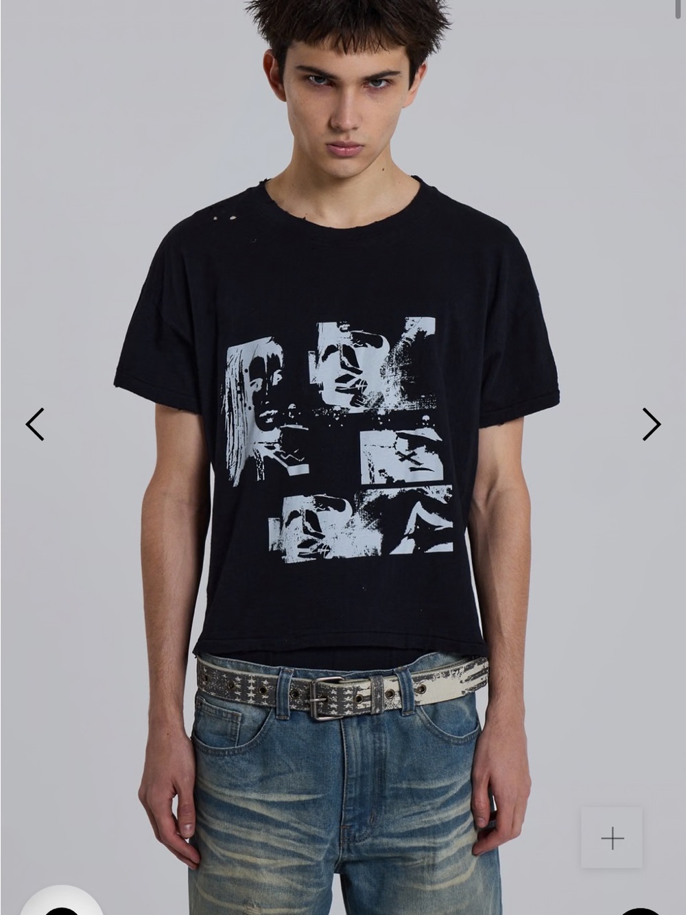Jaded London Gun Girl Cropped T-Shirt Large NWT Black Distressed Graphic Tee